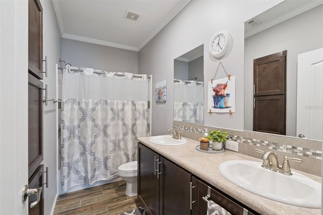 5670 CR 577, Center Hill, FL 33514