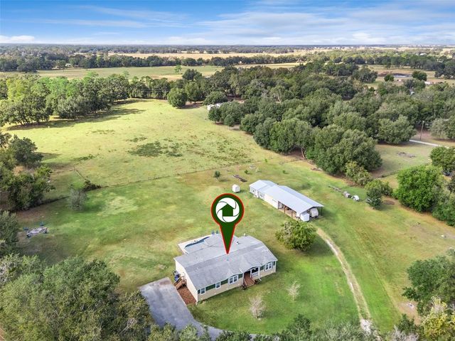 5670 CR 577, Center Hill, FL 33514