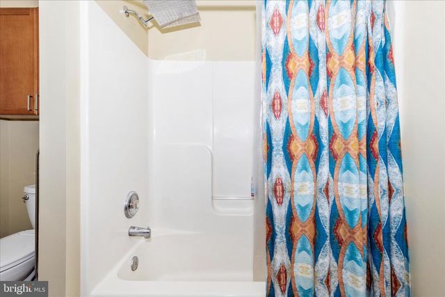 105 CROSSING POINTE CT, Frederick, MD 21702
