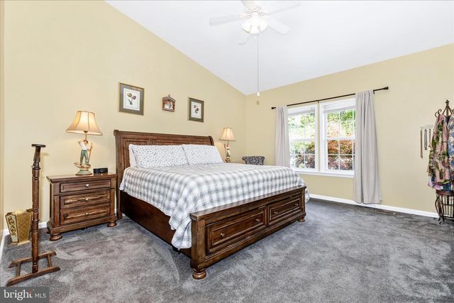105 CROSSING POINTE CT, Frederick, MD 21702