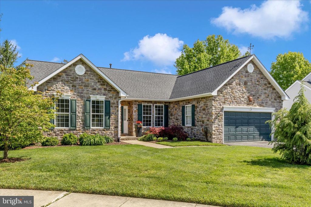 105 CROSSING POINTE CT, Frederick, MD 21702