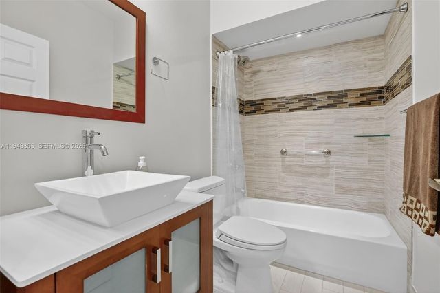 1866 NW 127th Ave, Pembroke Pines, FL 33028