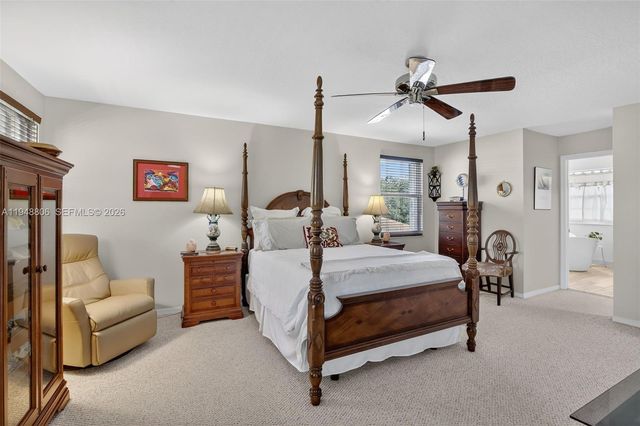 1866 NW 127th Ave, Pembroke Pines, FL 33028