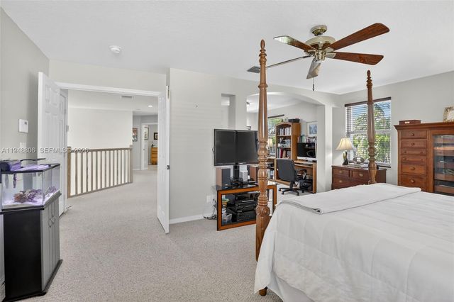 1866 NW 127th Ave, Pembroke Pines, FL 33028