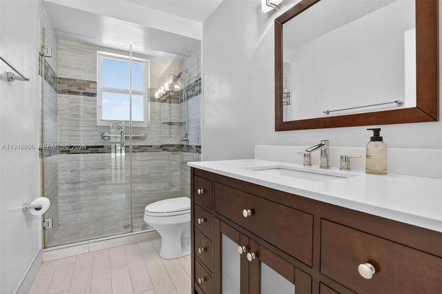 1866 NW 127th Ave, Pembroke Pines, FL 33028