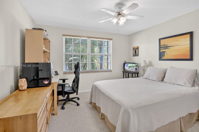 1866 NW 127th Ave, Pembroke Pines, FL 33028