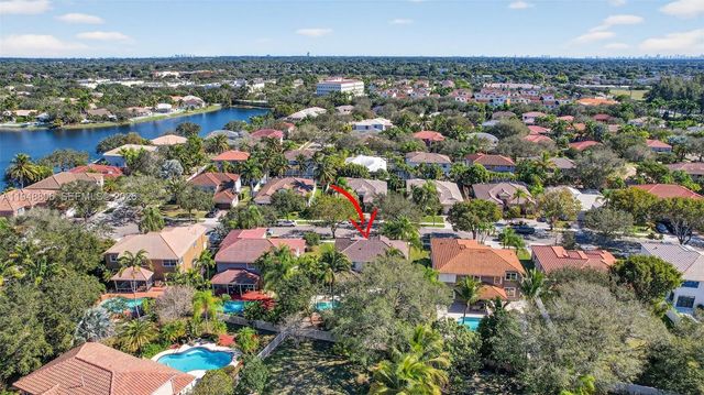 1866 NW 127th Ave, Pembroke Pines, FL 33028