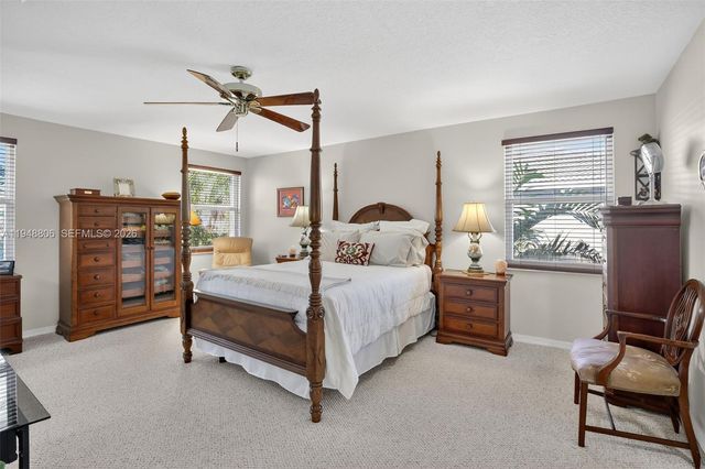 1866 NW 127th Ave, Pembroke Pines, FL 33028