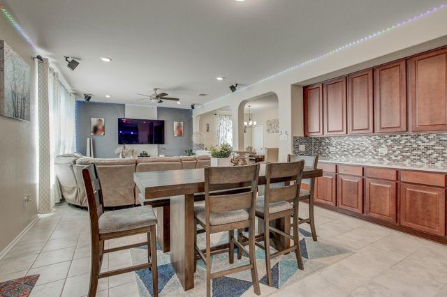 285 Kat Garnet DR, Kyle, TX 78640