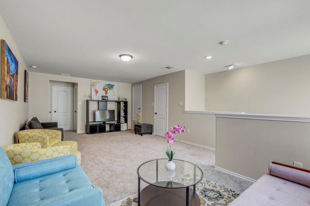 285 Kat Garnet DR, Kyle, TX 78640