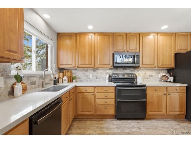 1564 E Easter Cir, Centennial, CO 80122