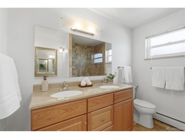 1564 E Easter Cir, Centennial, CO 80122