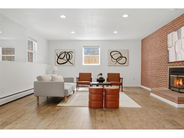 1564 E Easter Cir, Centennial, CO 80122