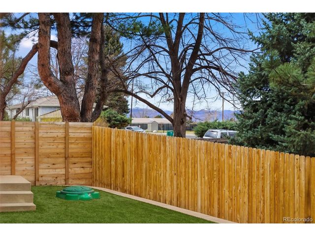 1564 E Easter Cir, Centennial, CO 80122