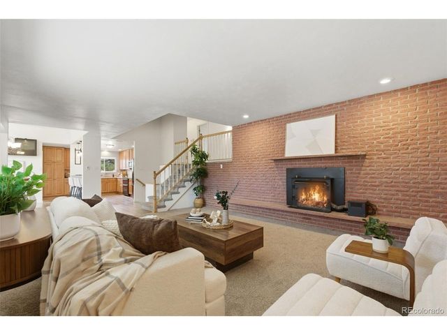 1564 E Easter Cir, Centennial, CO 80122