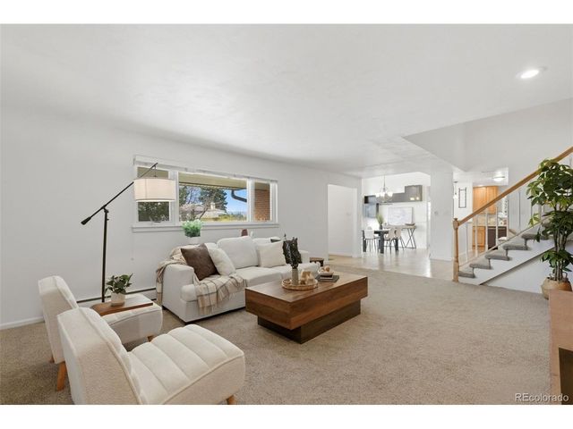 1564 E Easter Cir, Centennial, CO 80122