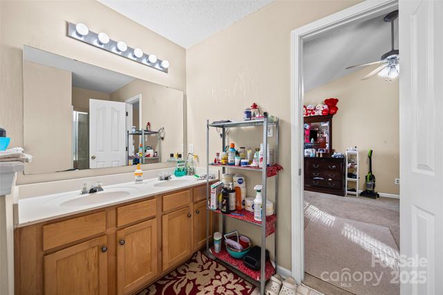 7405 William Reynolds Drive, Charlotte, NC 28215