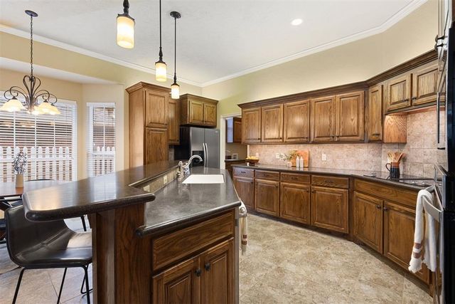2620 NW 151st Street, Edmond, OK 73013