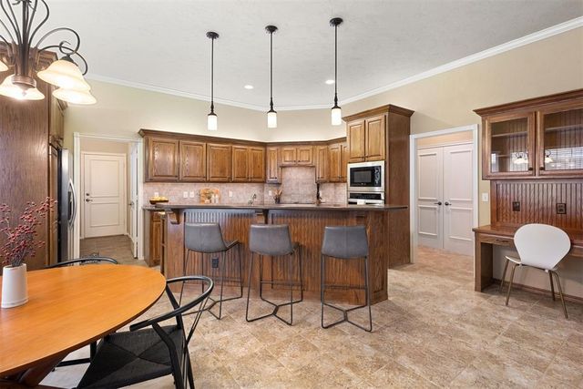 2620 NW 151st Street, Edmond, OK 73013