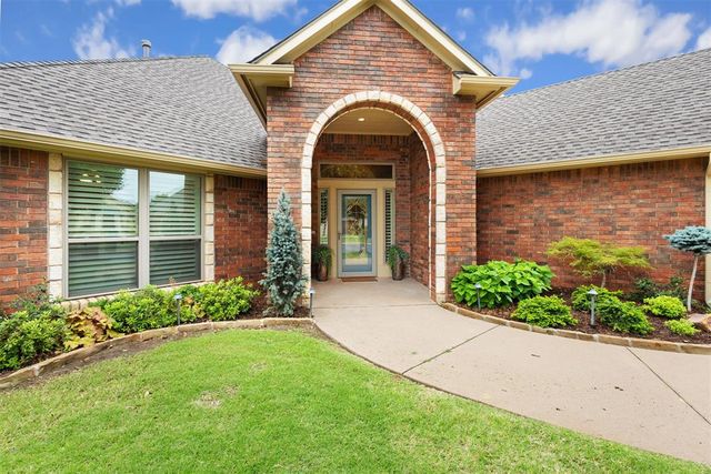 2620 NW 151st Street, Edmond, OK 73013
