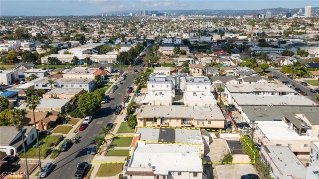 4533 Saturn, Los Angeles, CA 90019