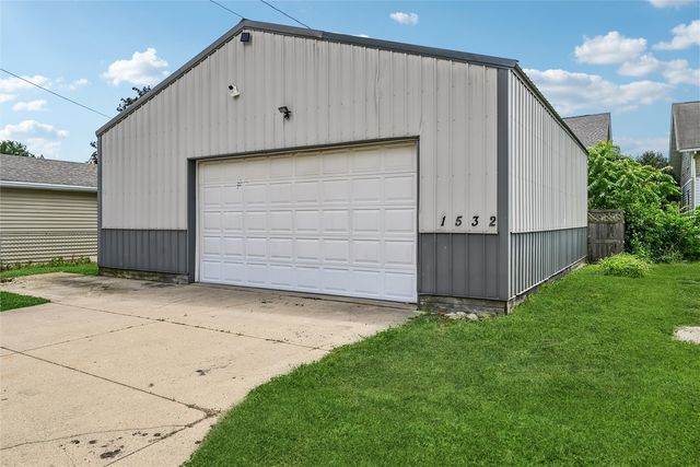 1532 C Avenue NE, Cedar Rapids, IA 52402