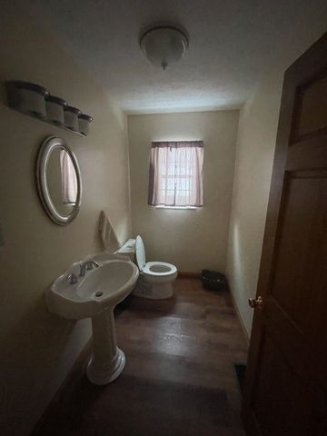 135 Deer Run Road, Huntington, WV 25701