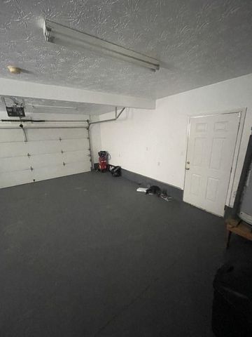 135 Deer Run Road, Huntington, WV 25701
