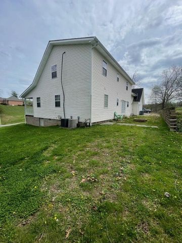 135 Deer Run Road, Huntington, WV 25701