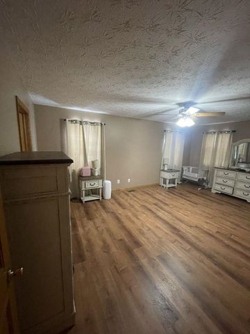 135 Deer Run Road, Huntington, WV 25701