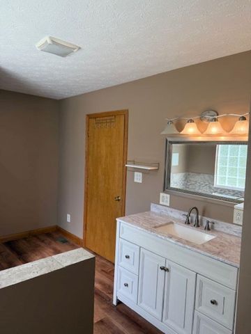 135 Deer Run Road, Huntington, WV 25701