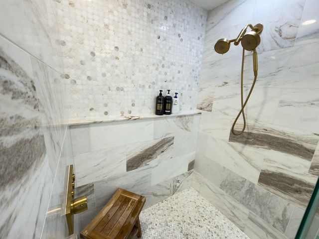 207 MANDARIN LN, Fruitland Park, FL 34731