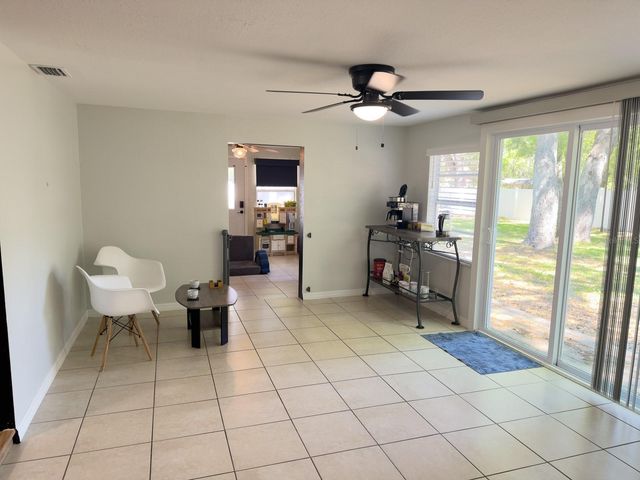 207 MANDARIN LN, Fruitland Park, FL 34731