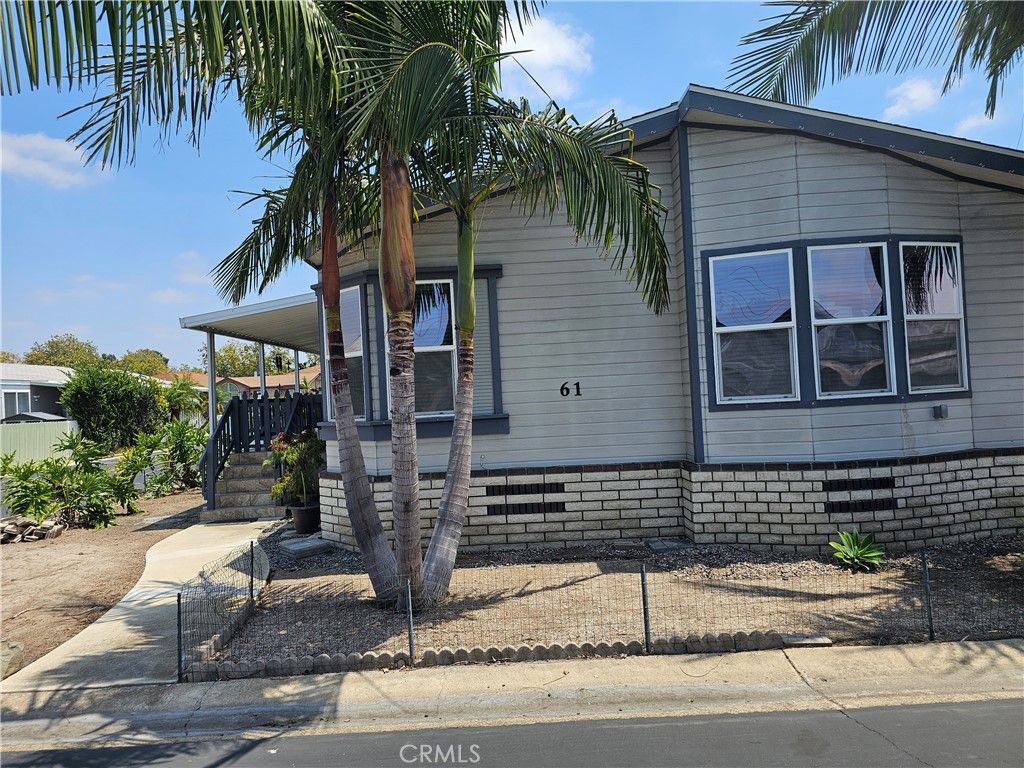 61 Malaga, Tustin, CA 92780 — exterior