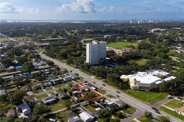 5773 3RD AVENUE N, St Petersburg, FL 33710