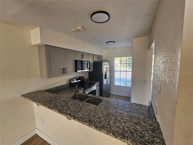 1236 DOVEHILL DRIVE 1244, Apopka, FL 32703