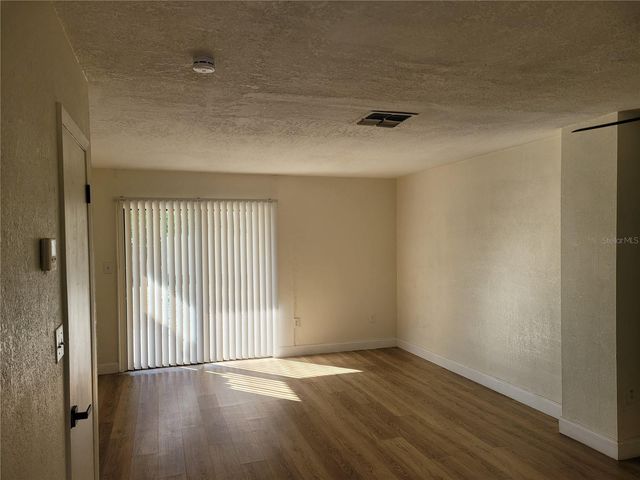 1236 DOVEHILL DRIVE 1244, Apopka, FL 32703