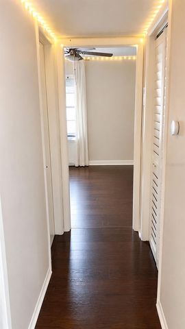 4611 W NORTH B STREET 232, Tampa, FL 33609