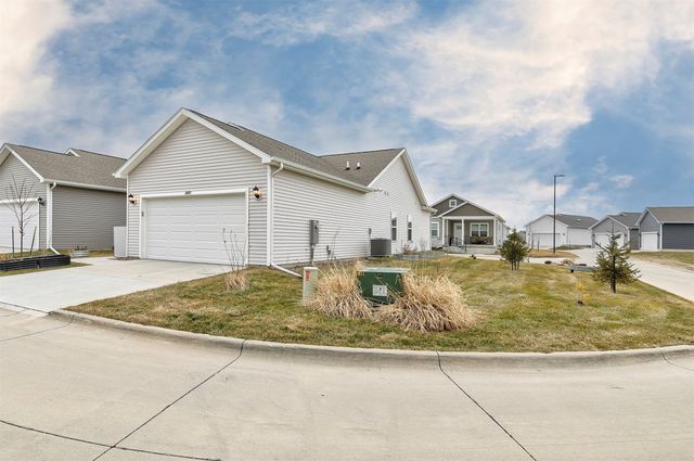 2601 NW 30th Lane, Ankeny, IA 50023