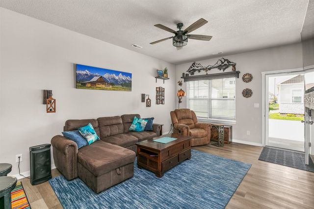 2601 NW 30th Lane, Ankeny, IA 50023