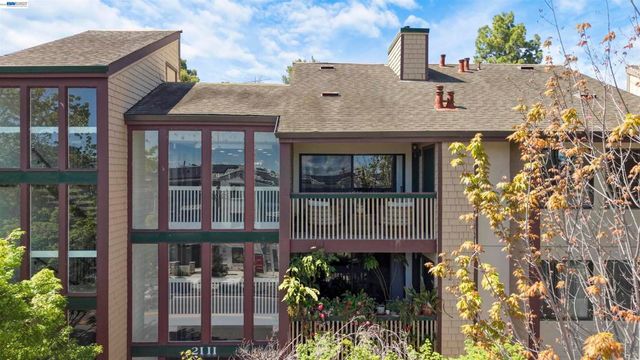 2111 Latham St 307, Mountain View, CA 94040