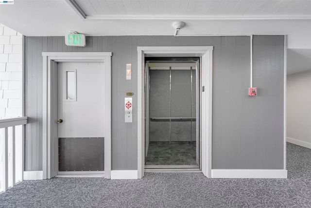 2111 Latham St 307, Mountain View, CA 94040