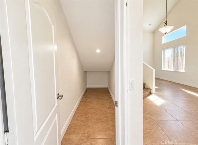 675 Winners Circle, San Jacinto, CA 92582