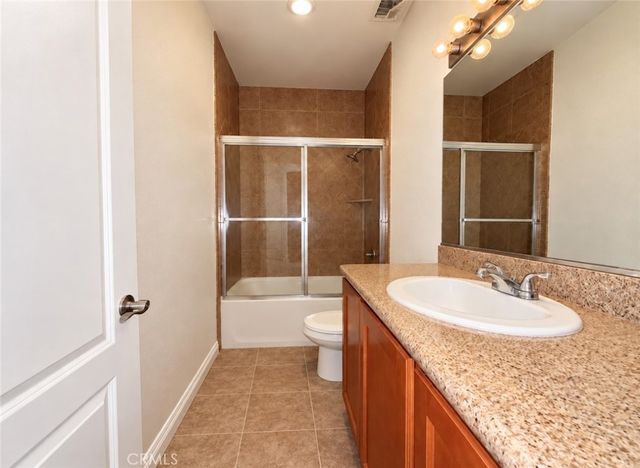675 Winners Circle, San Jacinto, CA 92582