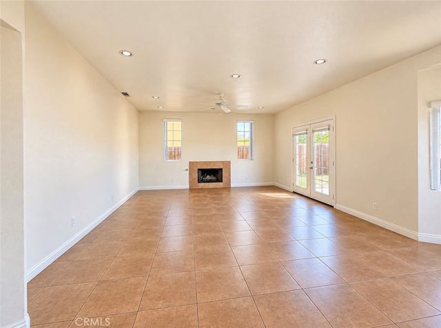 675 Winners Circle, San Jacinto, CA 92582