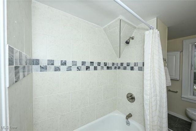 614 Parkview Avenue, Akron, OH 44310