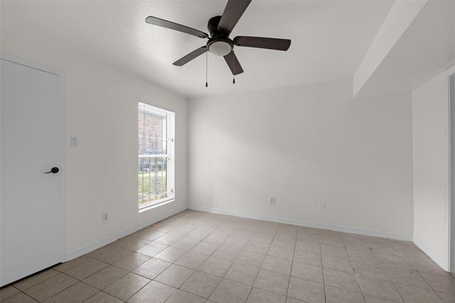 10001 Westpark Drive 67, Houston, TX 77042