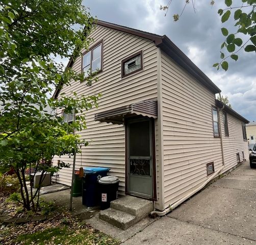 1718 N 15th Avenue, Melrose Park, IL 60160