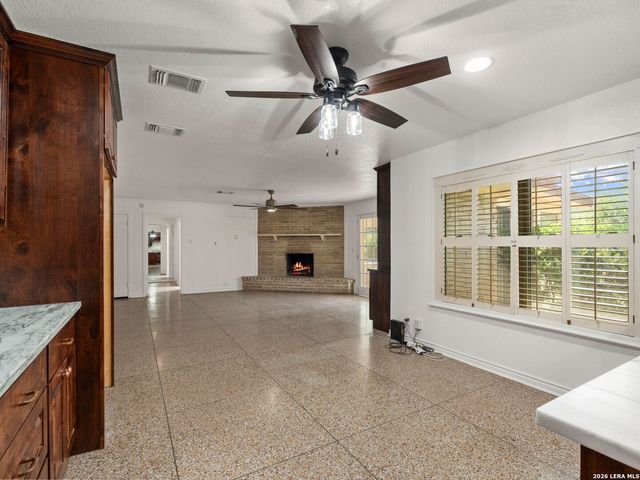 102 Riviera Drive, San Antonio, TX 78213