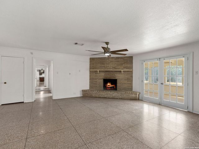 102 Riviera Drive, San Antonio, TX 78213